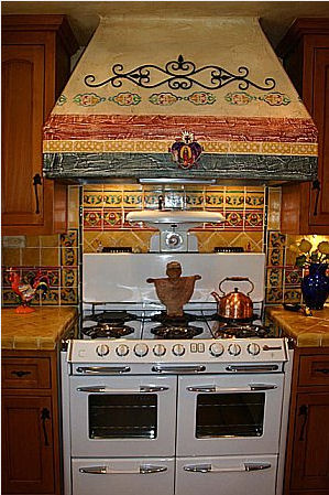 Mexican Home Decor on Backsplash And Rangehood Mexican Tile  Mexican Home Decor Gallery