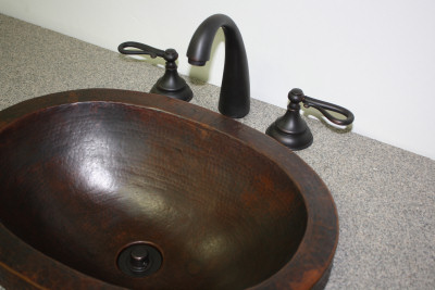 Bathroom Faucets  Fixtures on This Is Two Handle Bathroom Sink Faucet In Oil Rubbed Bronze Finish