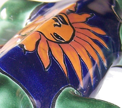 TalaMex Sun Garden Ceramic Iguana Details