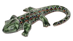 Green Peacock Garden Ceramic Iguana Close-Up