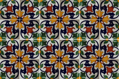 TalaMex Hortensia Talavera Mexican Tile Close-Up