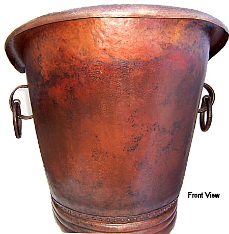 Hammered Copper Bath tub Close-Up