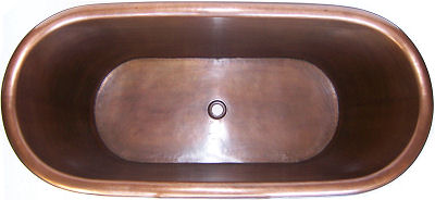 Terra Smooth Copper Tub Close-Up