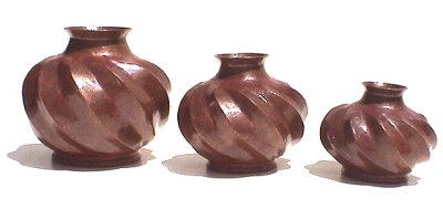 Three-Set Tiny Twisted Copper Vases Details