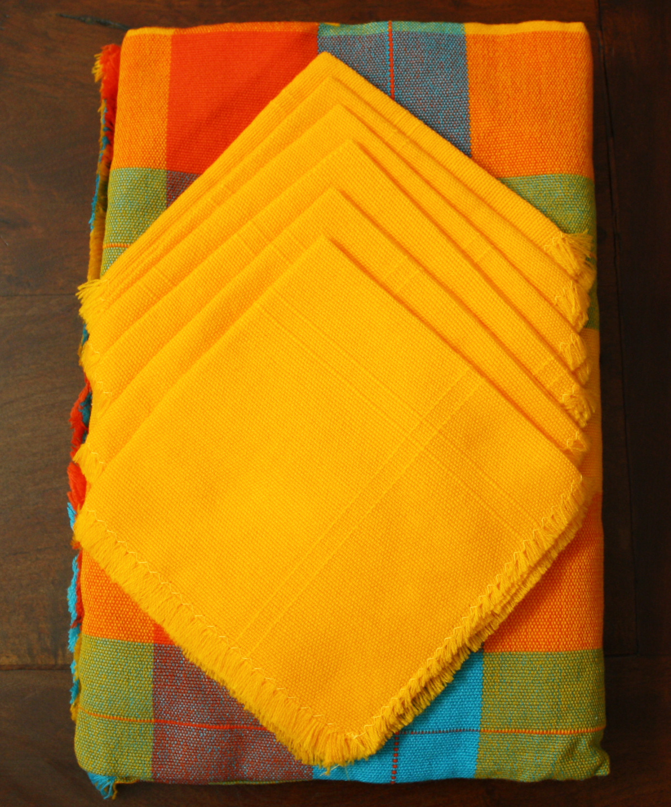 Multicolor Round Mexican Tablecloth 6 Napkins