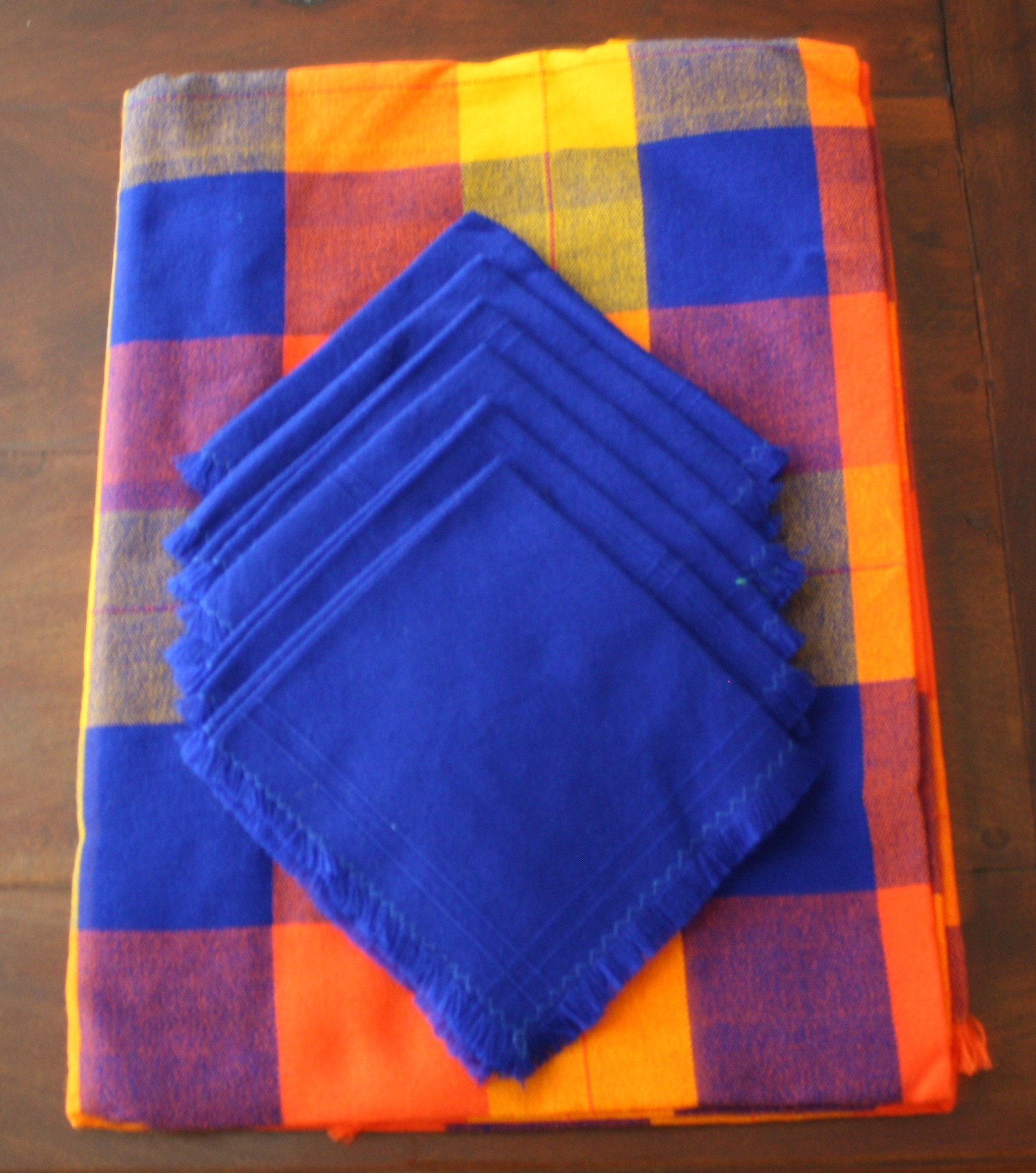 Multicolor Round Mexican Tablecloth 6 Napkins
