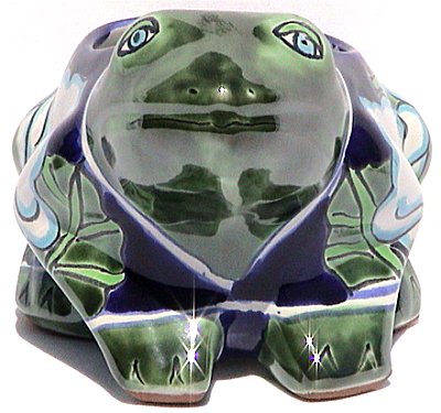 Lily Frog Talavera Planter Details