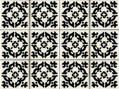 TalaMex Black Barroco Talavera Mexican Tile Details