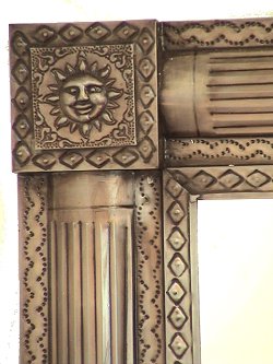 TalaMex Sun Brown Tin Mirror Details